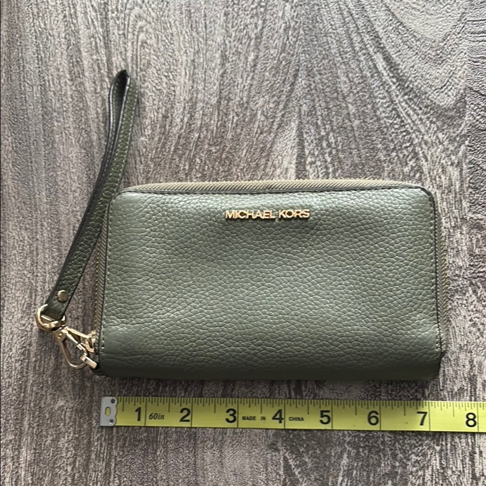 MK wristlet